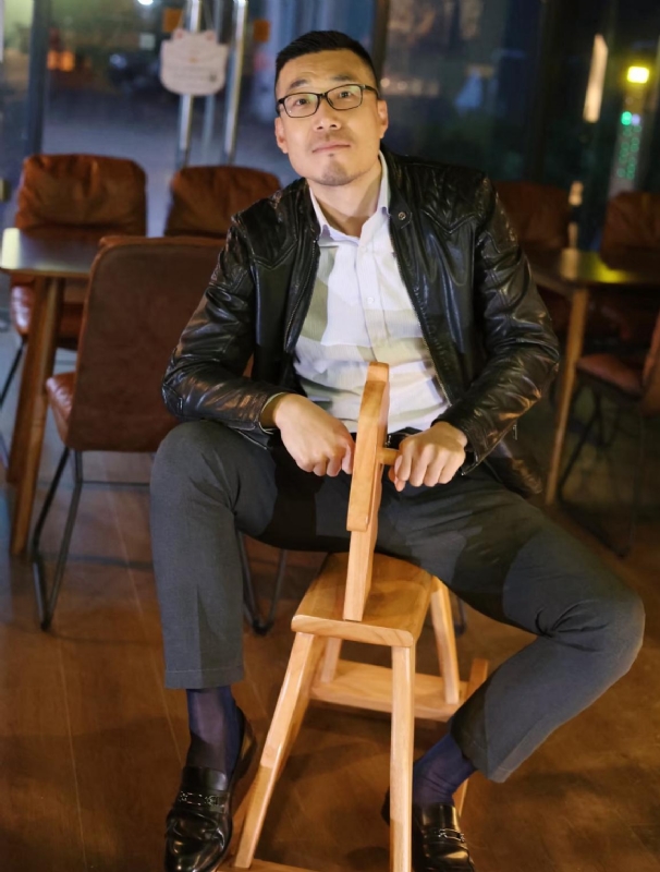 Lee的第二张照片--泰安相亲服务中心