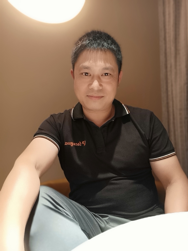 影子的第一张照片--泰安相亲服务中心