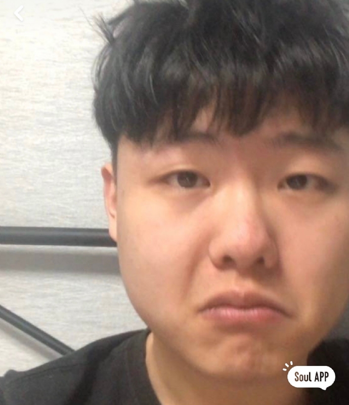 方方正正的第一张照片--泰安相亲服务中心