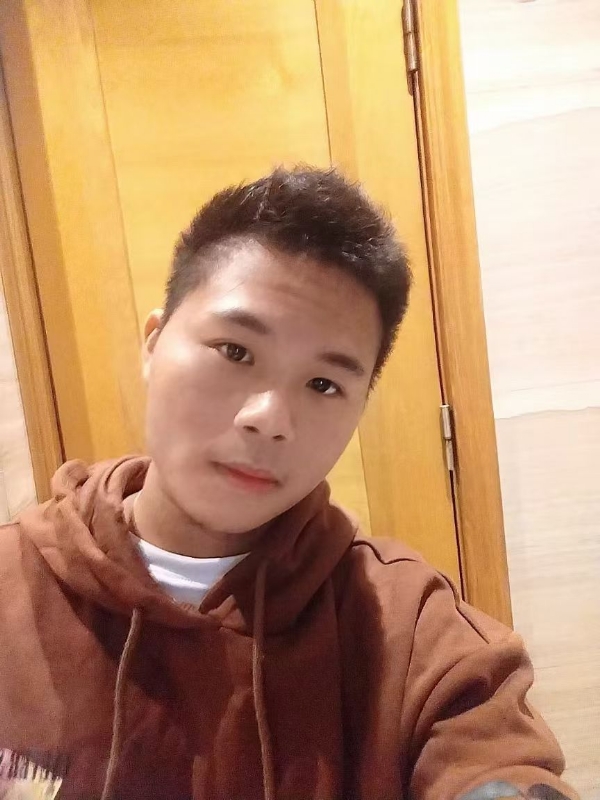 HYL1997的第一张照片--泰安相亲服务中心