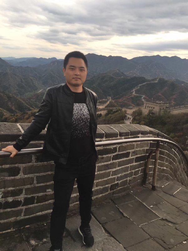 海阔天空的第一张照片--泰安相亲服务中心