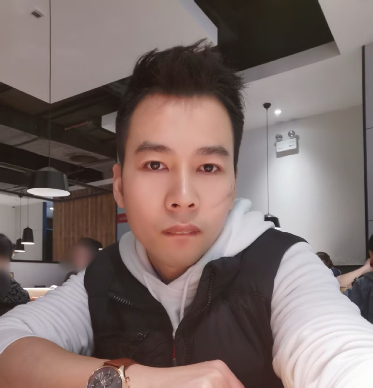 思明的第一张照片--泰安相亲服务中心