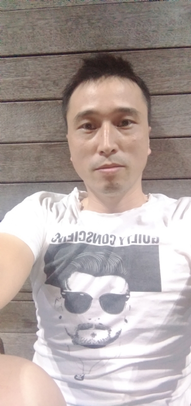 笑看一切的第一张照片--泰安相亲服务中心