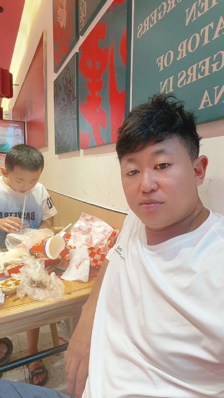 景色宏图的第二张照片--泰安相亲服务中心