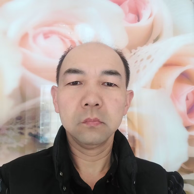 大全儿的第一张照片--泰安相亲服务中心