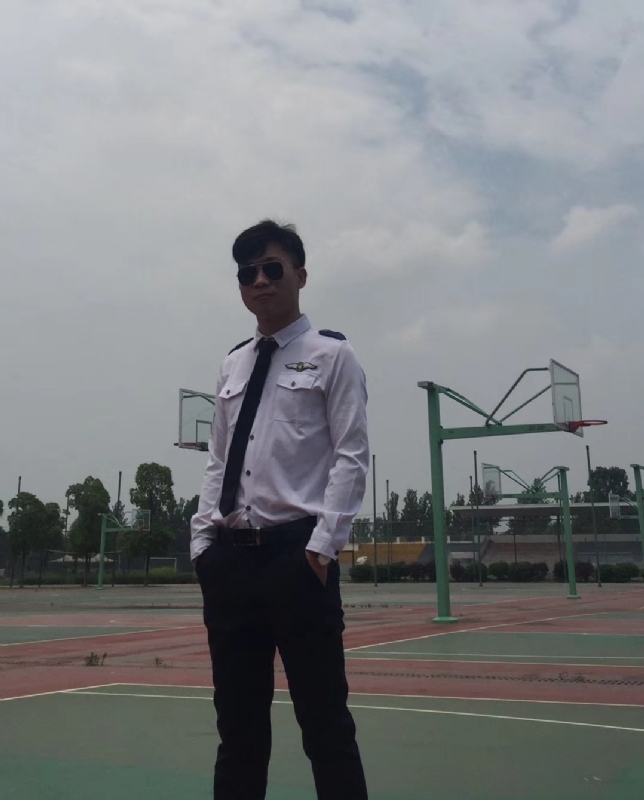 小贺的第一张照片--泰安相亲服务中心