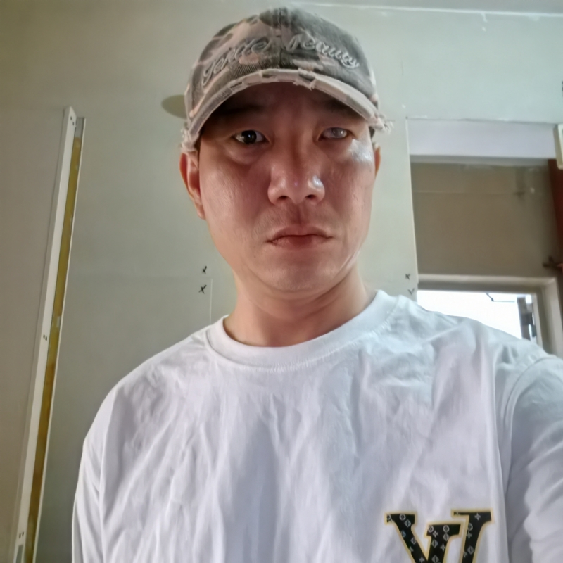 小心做人的第一张照片--泰安相亲服务中心
