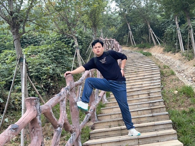 择一人白头偕老的第一张照片--泰安相亲服务中心