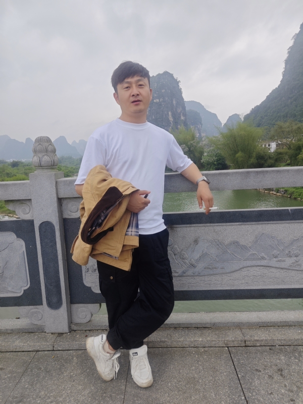 天选之人的第三张照片--泰安相亲服务中心