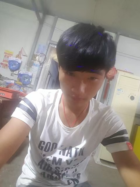 明亮的第一张照片--泰安相亲服务中心