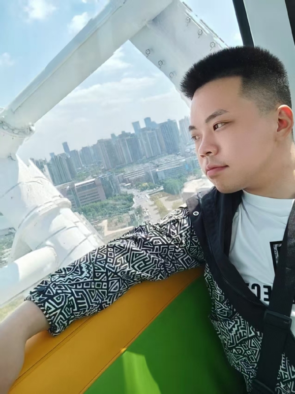 唐山相亲的第一张照片--泰安相亲服务中心