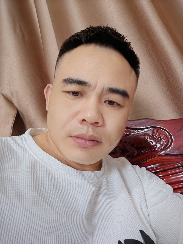 下一站的我的第一张照片--泰安相亲服务中心