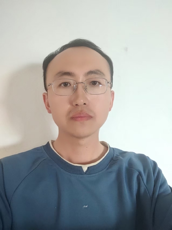 幕雨的第二张照片--泰安相亲服务中心