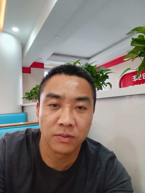 太阳的第三张照片--泰安相亲服务中心