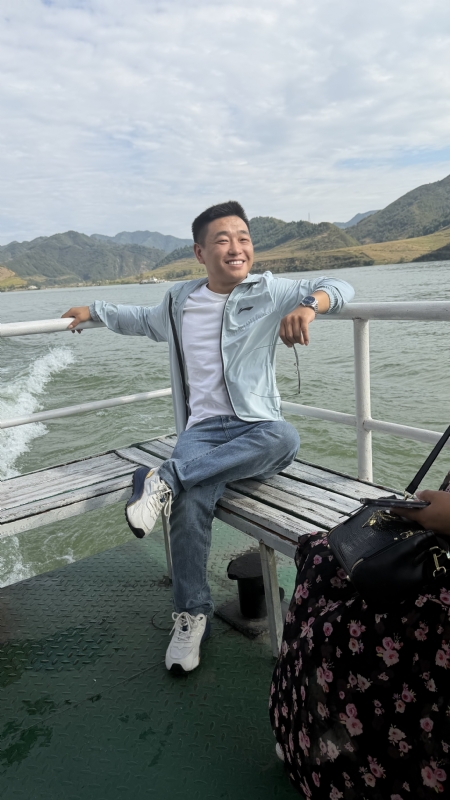 烟花易笑的第三张照片--泰安相亲服务中心