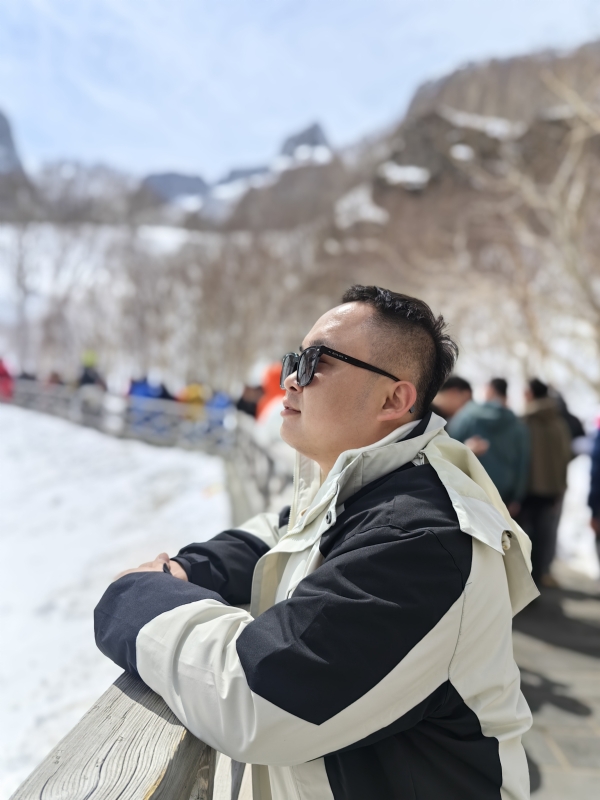 小龙的第一张照片--泰安相亲服务中心