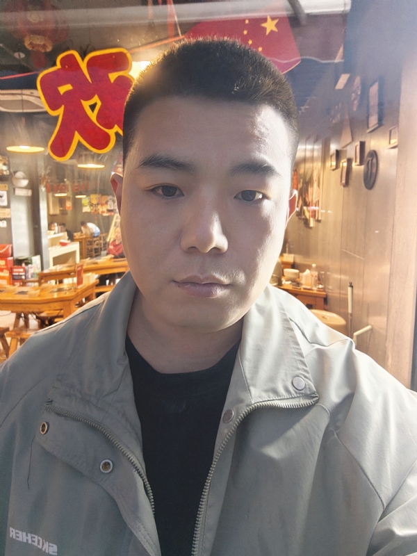 布布的第一张照片--泰安相亲服务中心