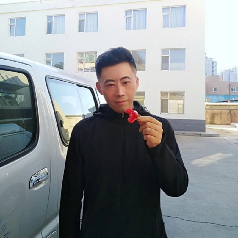 李信的第二张照片--泰安相亲服务中心