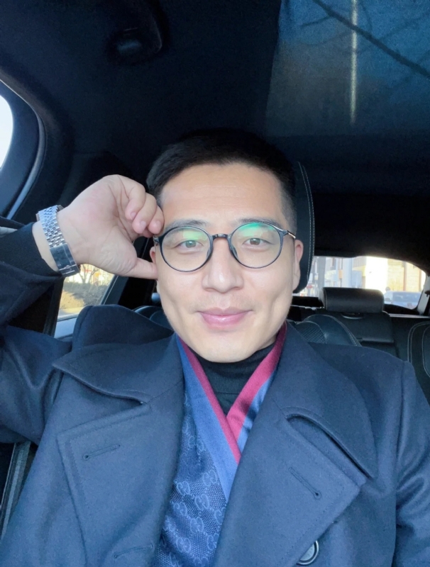 只为与你相遇的第二张照片--泰安相亲服务中心