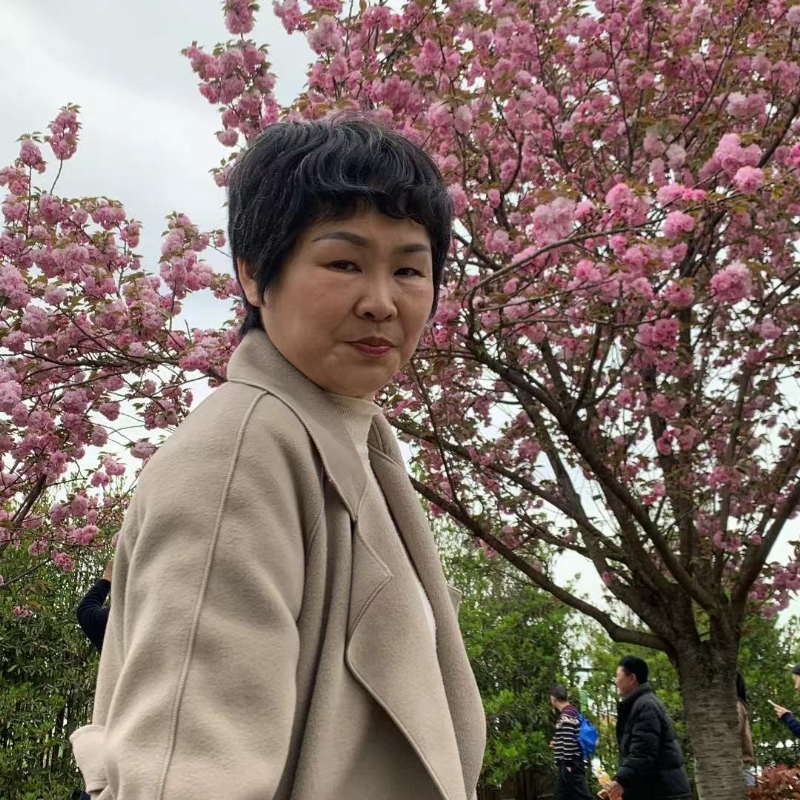 秋冬的雨有点冷的第二张照片--泰安相亲服务中心