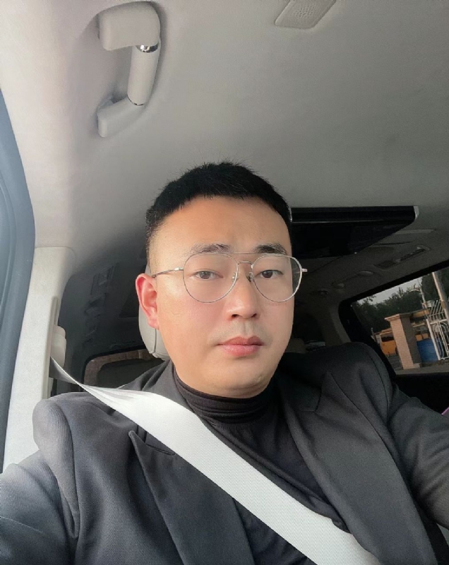 往事随风的第一张照片--泰安相亲服务中心