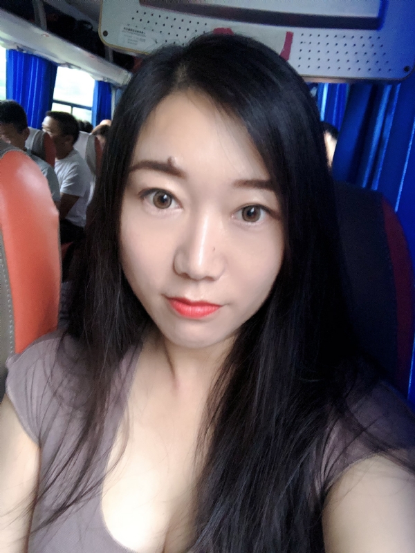 杨杨的第二张照片--泰安相亲服务中心