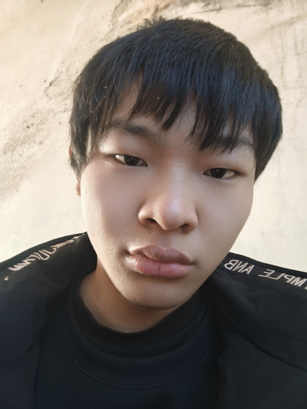 台子的第一张照片--泰安相亲服务中心