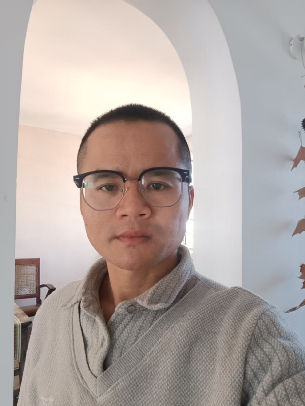 戴戴的第一张照片--泰安相亲服务中心