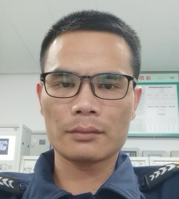 一直都在的第三张照片--泰安相亲服务中心