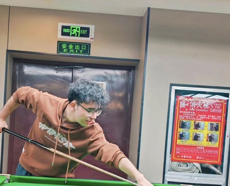 小鬼的第一张照片--泰安相亲服务中心