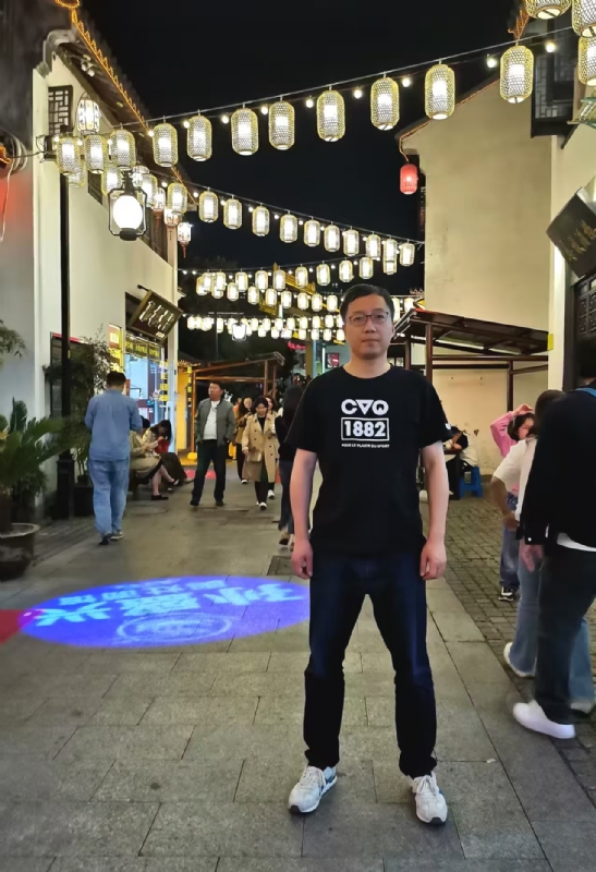 张楚岚的第一张照片--泰安相亲服务中心