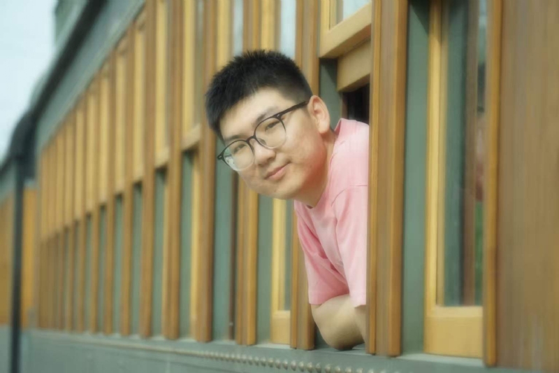 锦瑟无端五十弦的第一张照片--泰安相亲服务中心