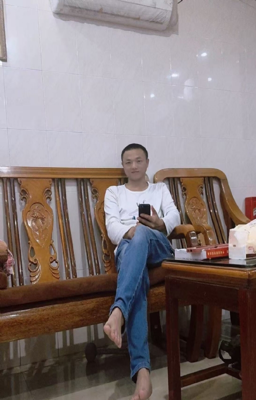 知年的第三张照片--泰安相亲服务中心