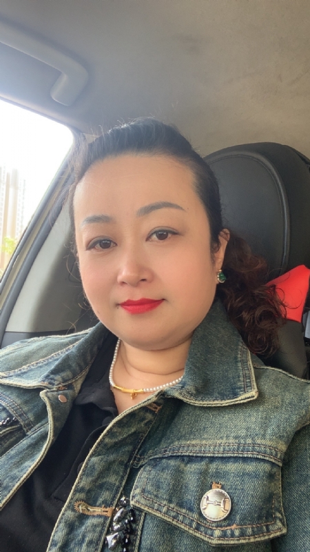 云中的蝶的第一张照片--泰安相亲服务中心